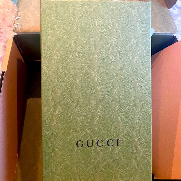 Black Leather Gucci Horsebit Loafer